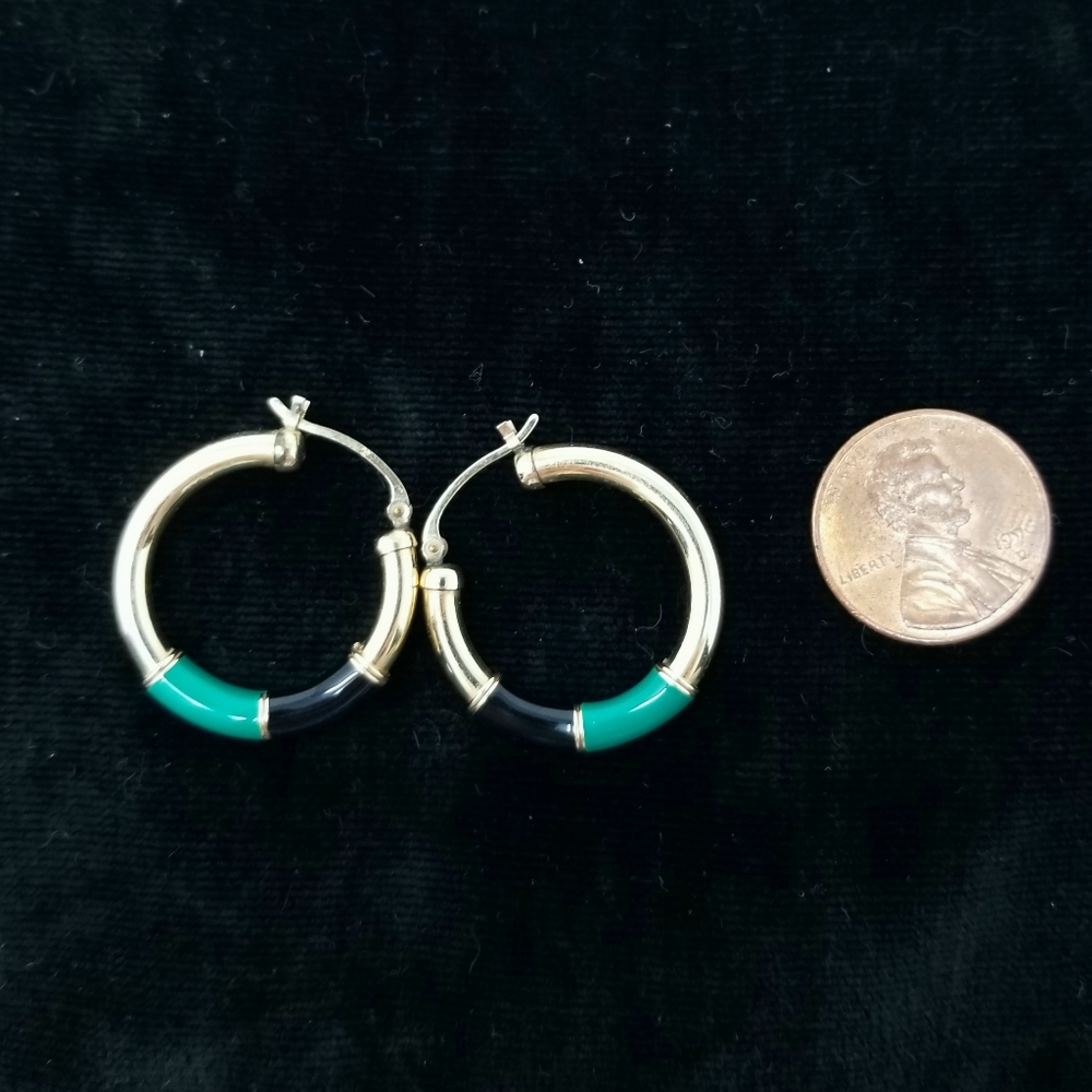 Vintage Krementz 14k Green & Black Enamel Earrings - Picture 3 of 6